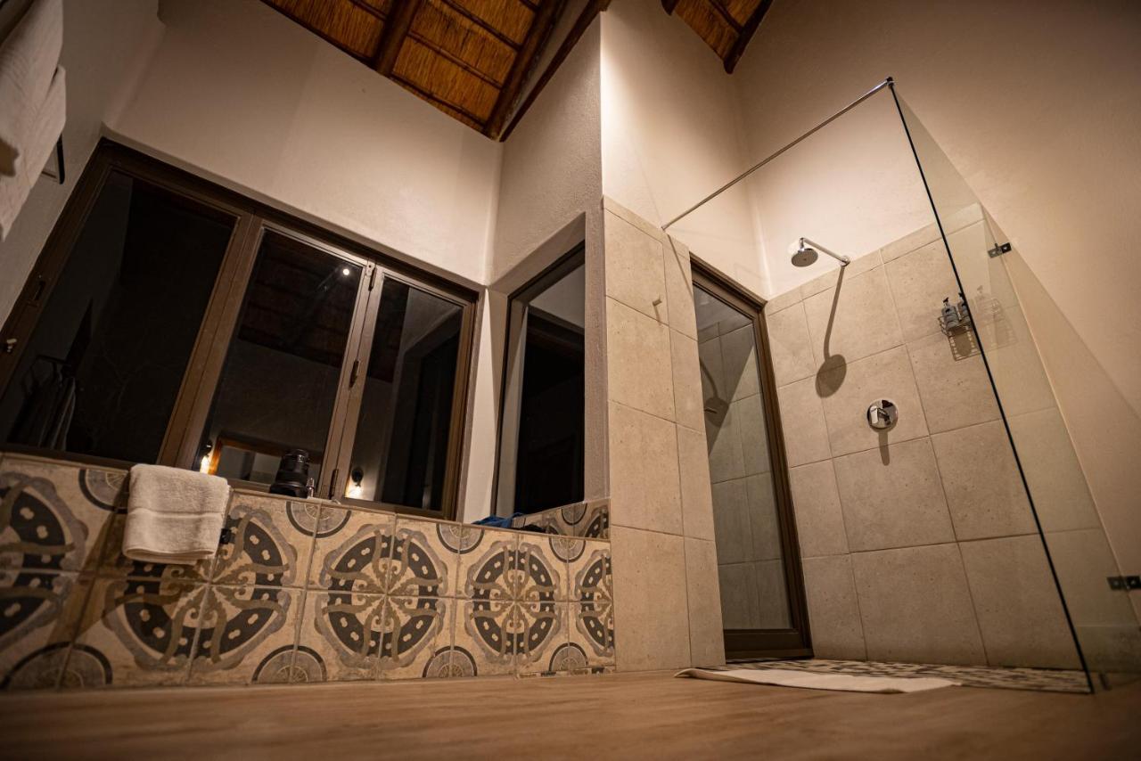 Elephant Plains Game Lodge Резерват Саби Сенд Гейм Екстериор снимка