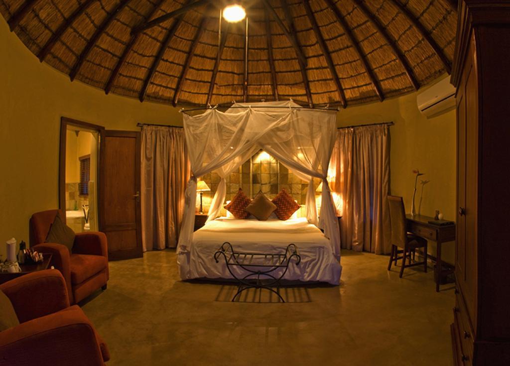 Elephant Plains Game Lodge Резерват Саби Сенд Гейм Екстериор снимка