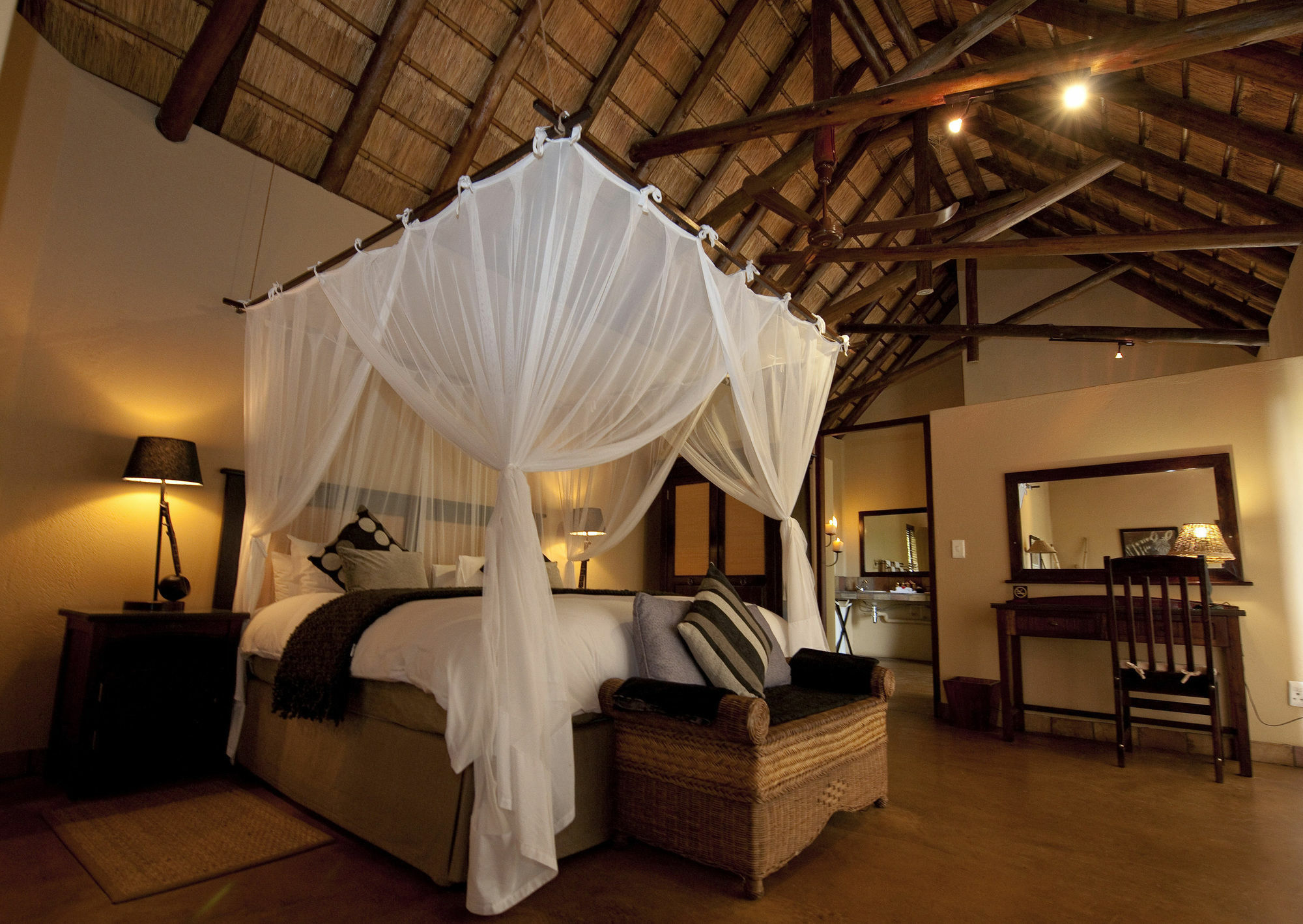 Elephant Plains Game Lodge Резерват Саби Сенд Гейм Екстериор снимка
